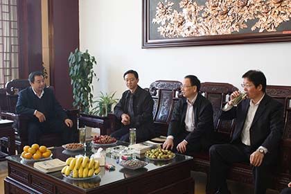 四川省質(zhì)監(jiān)局關(guān)注參觀六百里公司.jpg 四川省質(zhì)監(jiān)局關(guān)注參觀六百里公司.jpg